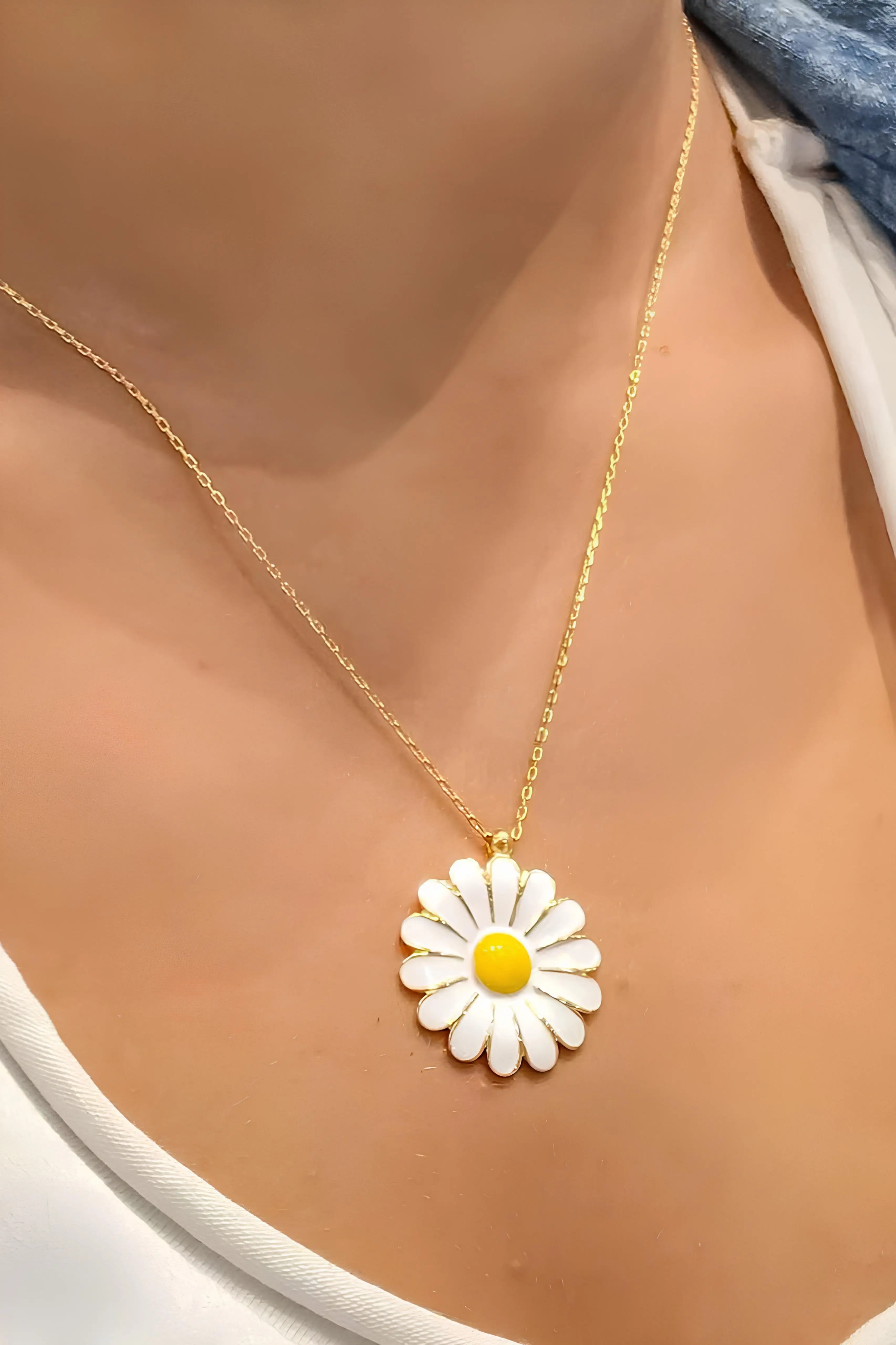 14K Gold Renk Sarı Mineli Kadın Papatya Kolye bbk18
