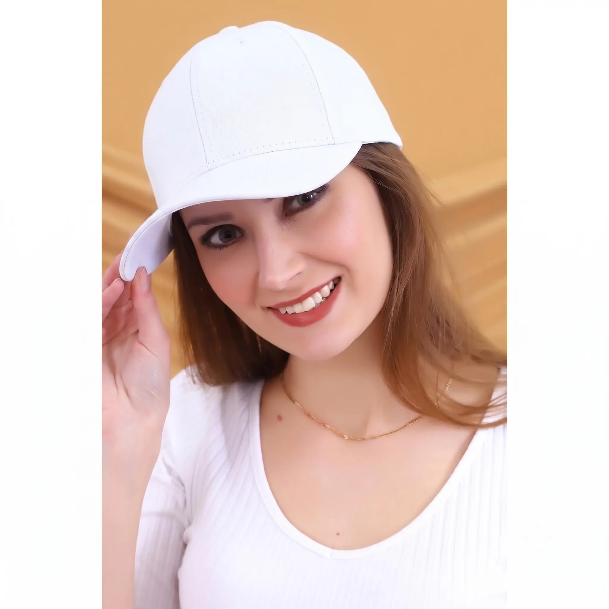 Beyaz Cap Siyah Nakışlı Unisex Erkek Bayan Şapka cp220