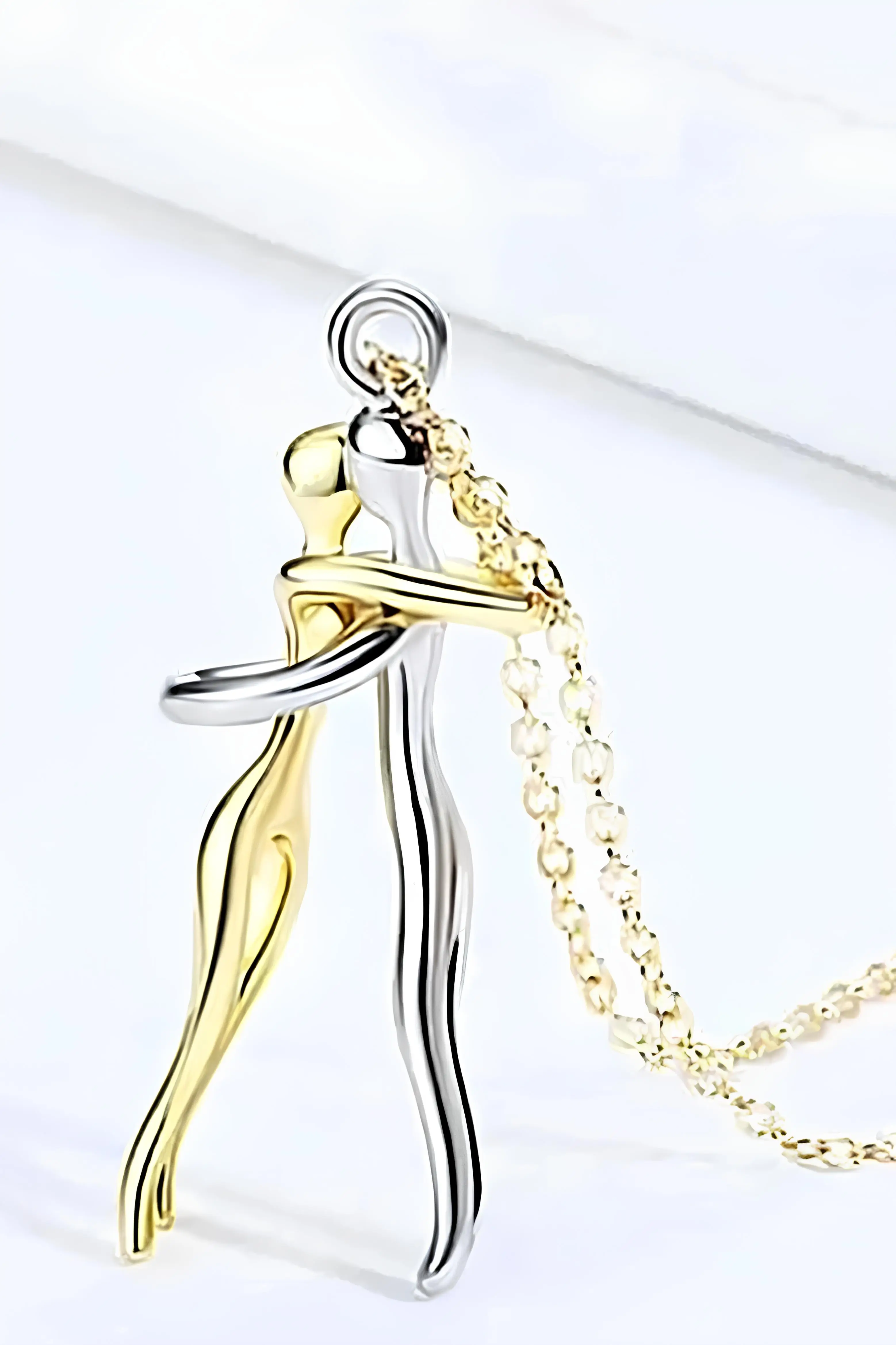 Sarılan Çift Unisex Sevgili Kolyesi Eşe Sevgiliye Hediye eck52sr